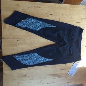 Lululemon blue leggings (4)