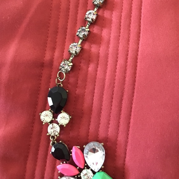 Multi Color necklace - Picture 2 of 3