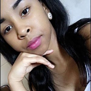 Meet your Posher, Daysha