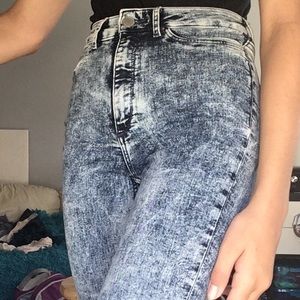 High waisted light blue acid wash skinny jeans