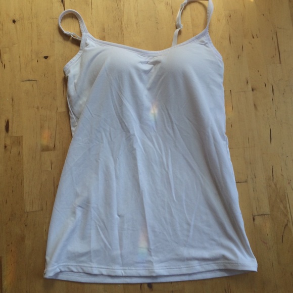 Uniqlo tank