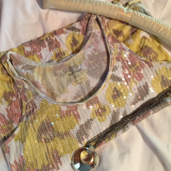 Tank top - Picture 2 of 4