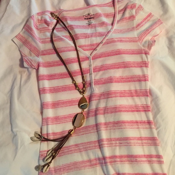 Top - Picture 2 of 4