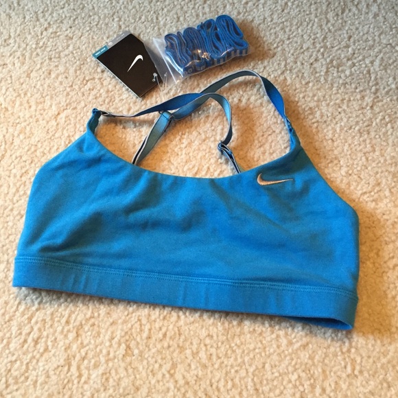 Nike dry-fit sports bra
