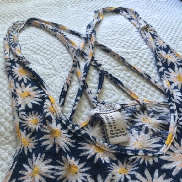 (SOLD) Forever 21 Floral Strappy Tank Top