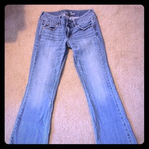 American Eagle light wash jeans