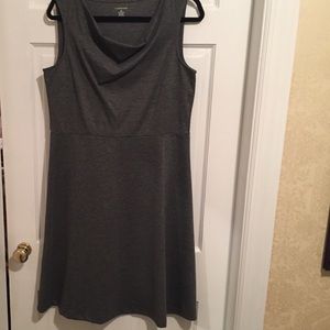 Lands end sleeveless gray jersey dress