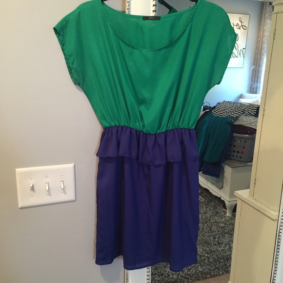 VGUC two tone dress