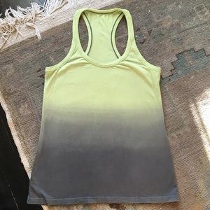 • new • Lululemon Green/Grey Ombré Tank