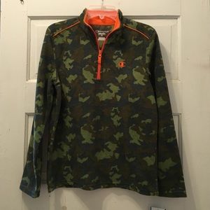 Boys M camo half zip front fleece pullover NWT