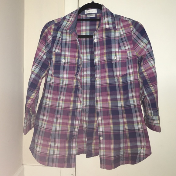 Van Heusen Plaid Button Down - Picture 1 of 1