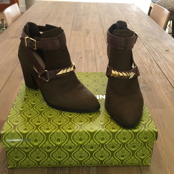 Gianni Bini - Derryn Booties!