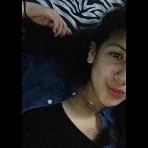 Meet your Posher, Cynthia