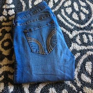 Hollister distressed skinnies size 1.