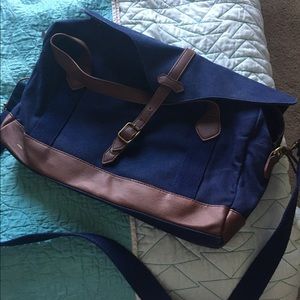 Navy blue messenger bag--great as a work bag!