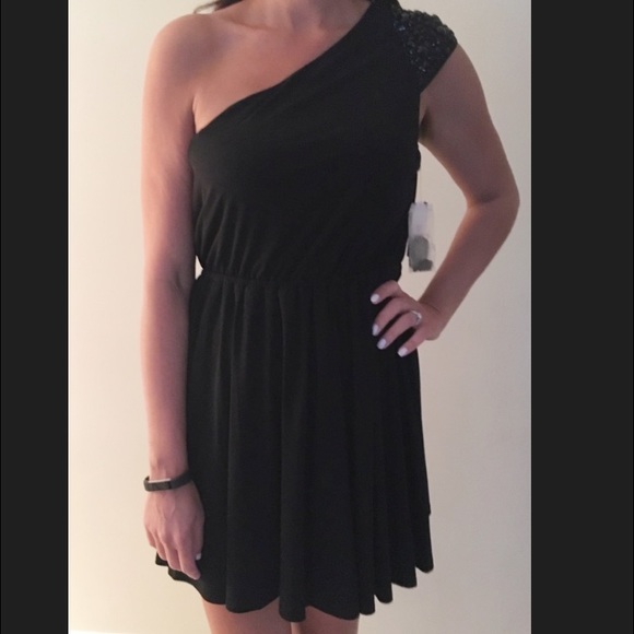 One Shoulder Jewel Dress - Picture 4 of 4