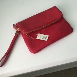 NWT Foldover Top Zip Pebbled Leather Wristlet