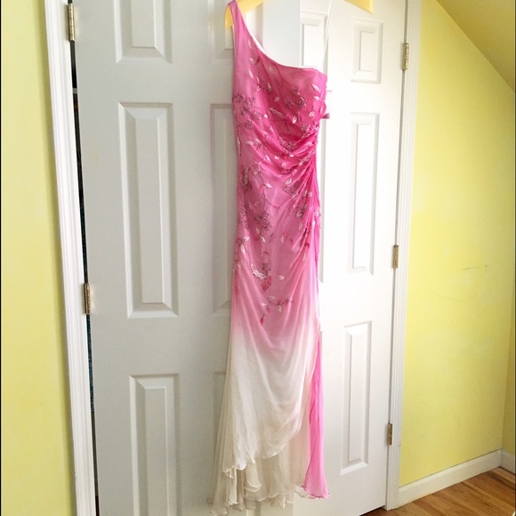 NWT Cache pink and white ombré embellished gown