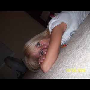 Meet your Posher, Nicole