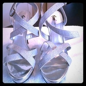 Fioni Night Heels