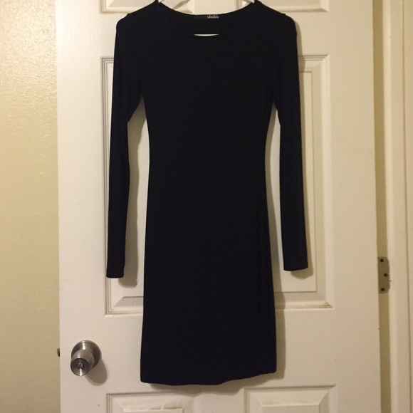 Lulu's black bodycon dress