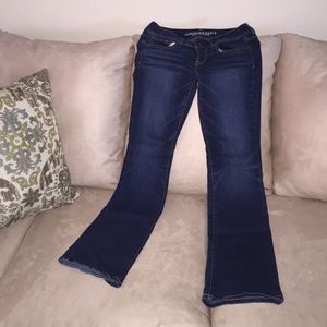 American Eagle size 6 kick boot stretch jeans