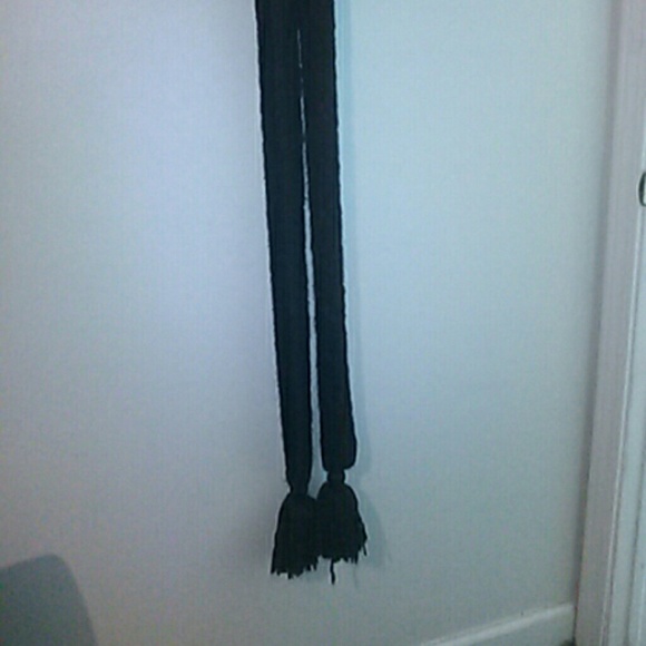 Scarves - Picture 4 of 4