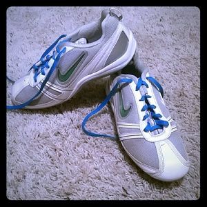 Nike softball cleats