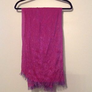 Beautiful shimmery purple/pink scarf.