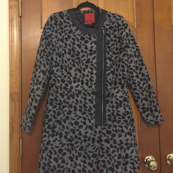 Grey Spotted Car Coat