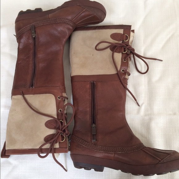 UGG Shoes - Updated: UGG tall lace-up boot, really different.