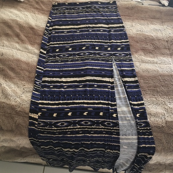 Tribal Print Maxi skirt!!! With a sexy slit 😏