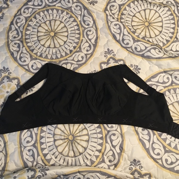 CWX 38DD high impact sports bra