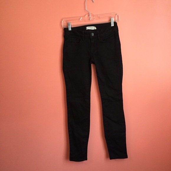 Bullhead Black Skinny Jeans - Picture 2 of 2