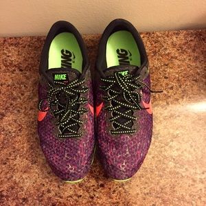 Sz 9 Nike Rival Waffle racing sneakers