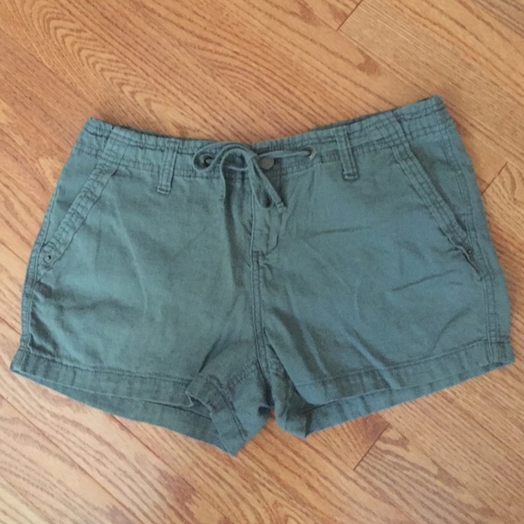 Gap shorts