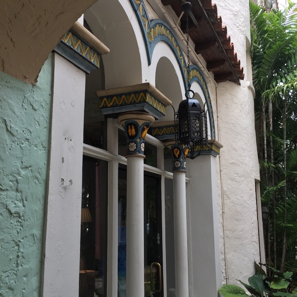 Meet your Posher, JL - Picture 2 of 4