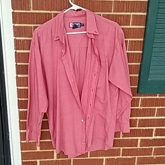 Button down - Picture 1 of 1