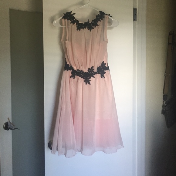 London Dress company Amanda dress - Picture 1 of 2