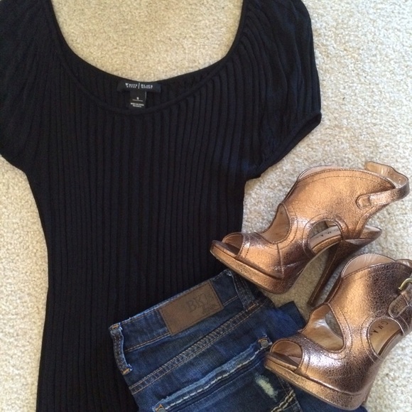 WHBM top