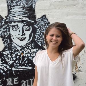 Meet your Posher, Carolina