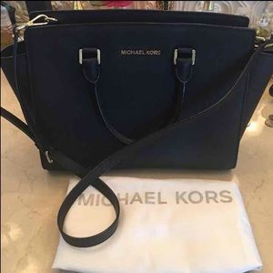 Michael kors large Selma