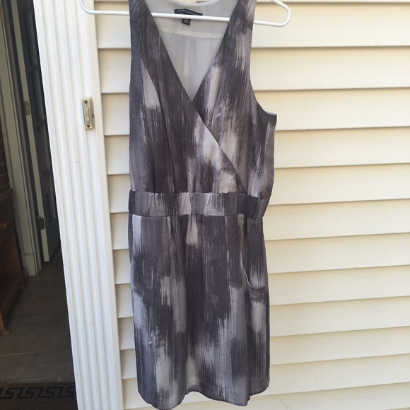 Banana republic size 8 dress with pockets!