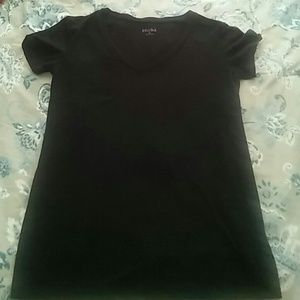 Black v-neck t-shirt by MUDD