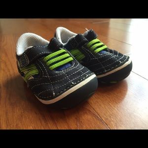 Stride rite boys 3.5w. Like new!