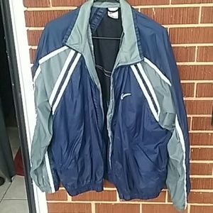 Wind breaker