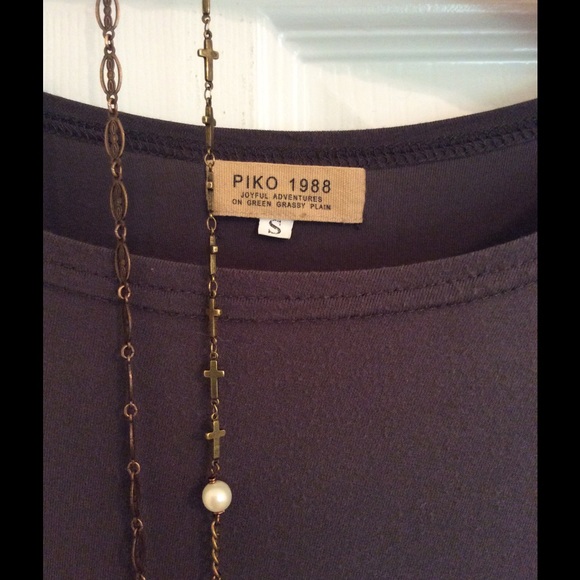 Basic piko gray shirt