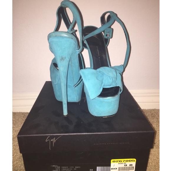 Giuseppe Zanotti Bow (Denny) Sandal