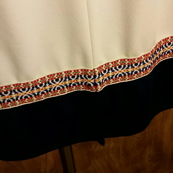 Blue and off white  polyester dress - Picture 3 of 3