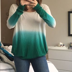 Backless ombré sweater